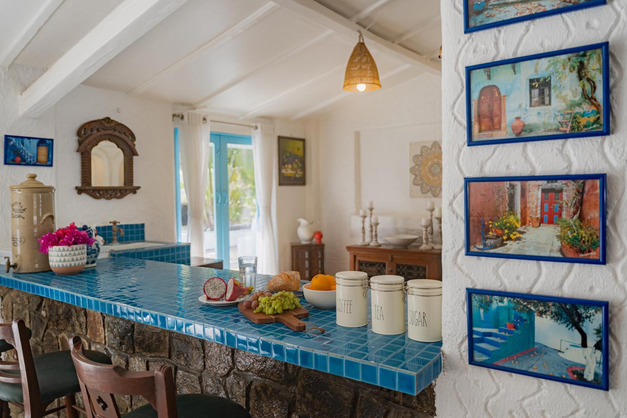 Lohonostays Villa Santorini Alibág Kültér fotó