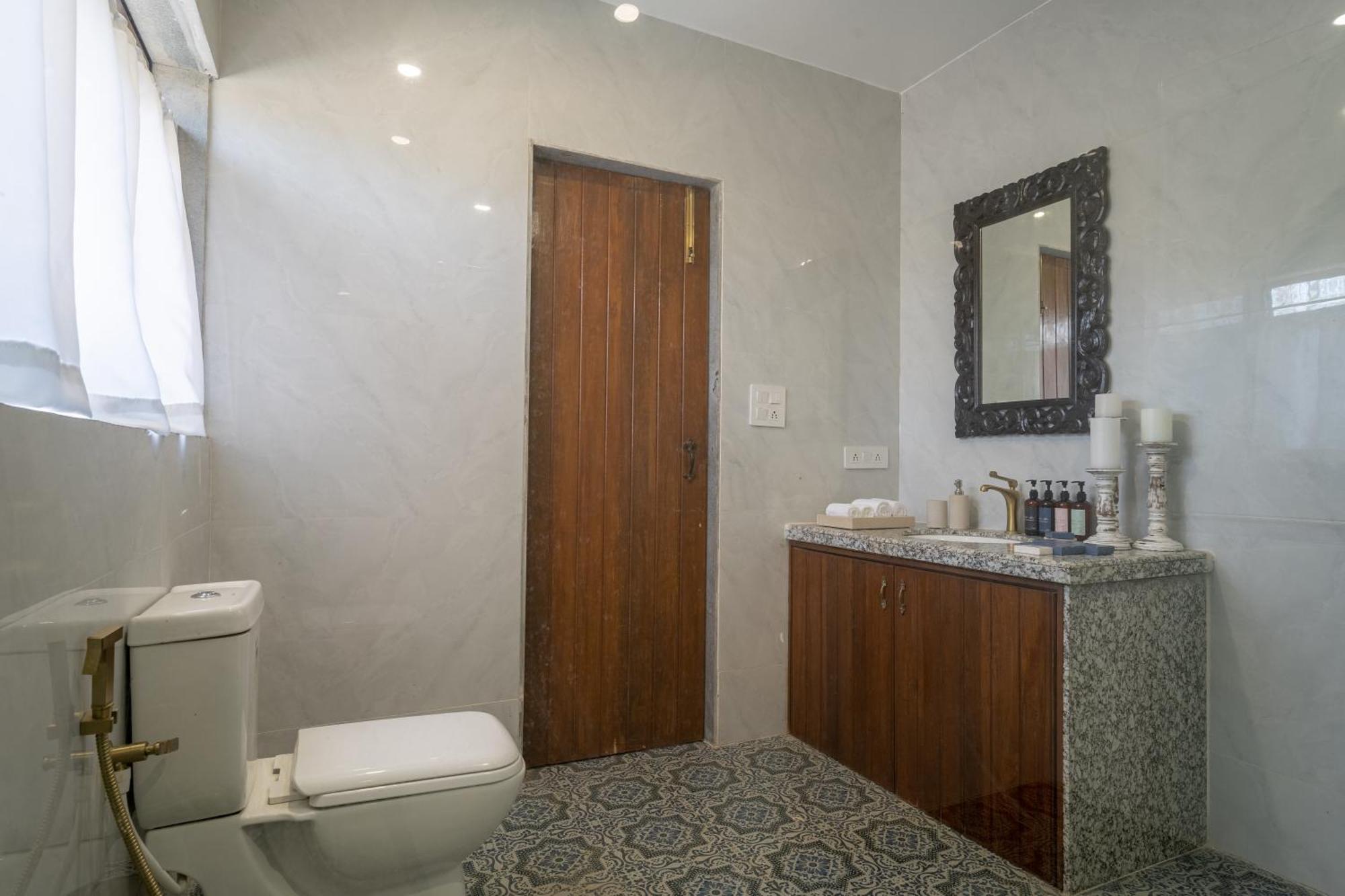 Lohonostays Villa Santorini Alibág Kültér fotó