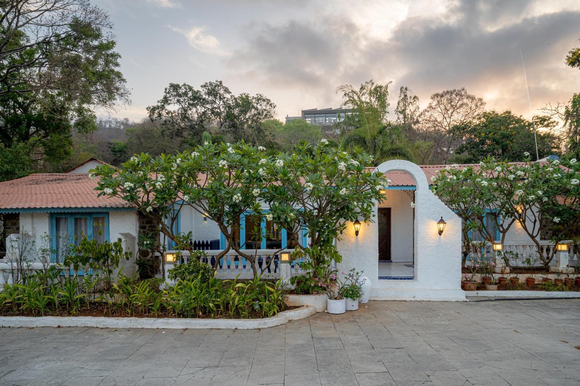 Lohonostays Villa Santorini Alibág Kültér fotó